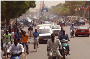 L’urbanisation en Afrique : Source de Développement ou de Pauvreté ?